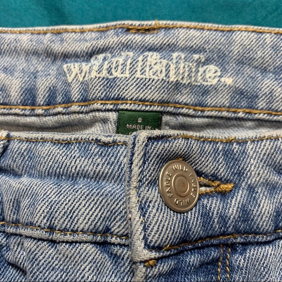 Jeans - Picture 3 of 3